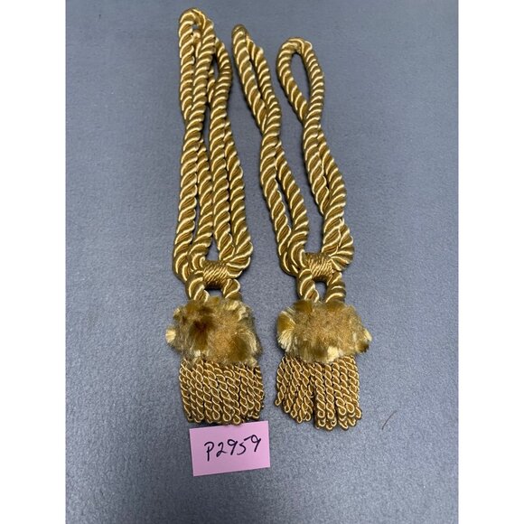Vintage Gold Curtain Tiebacks with Faux Fur & Tassel Details Set of 2 - Picture 10 of 10